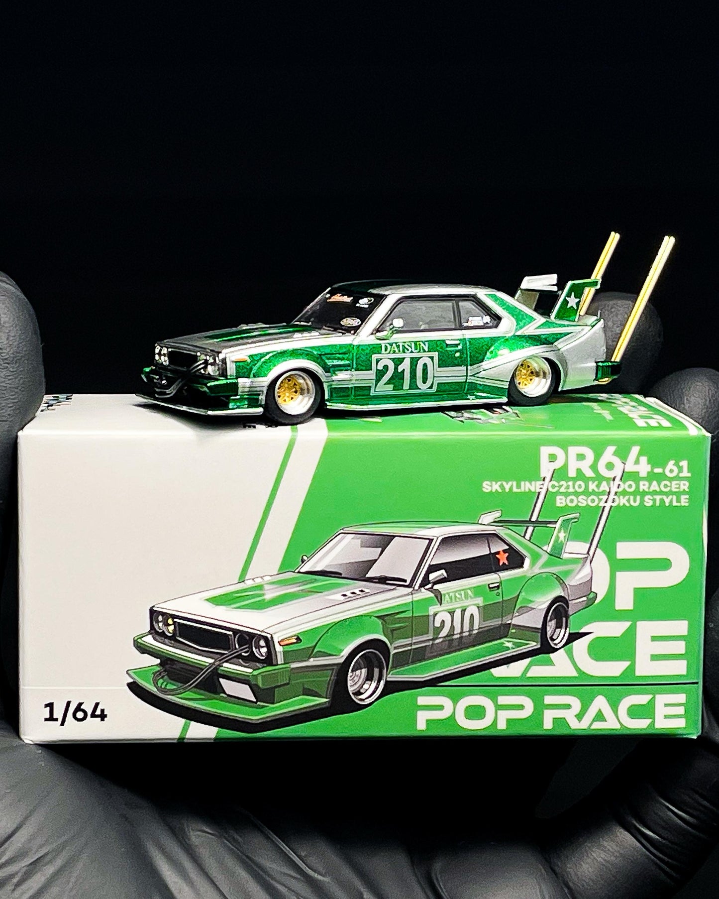 Pop Race Skyline C210 Bosozoku Estilo Verde y Plata 1/64