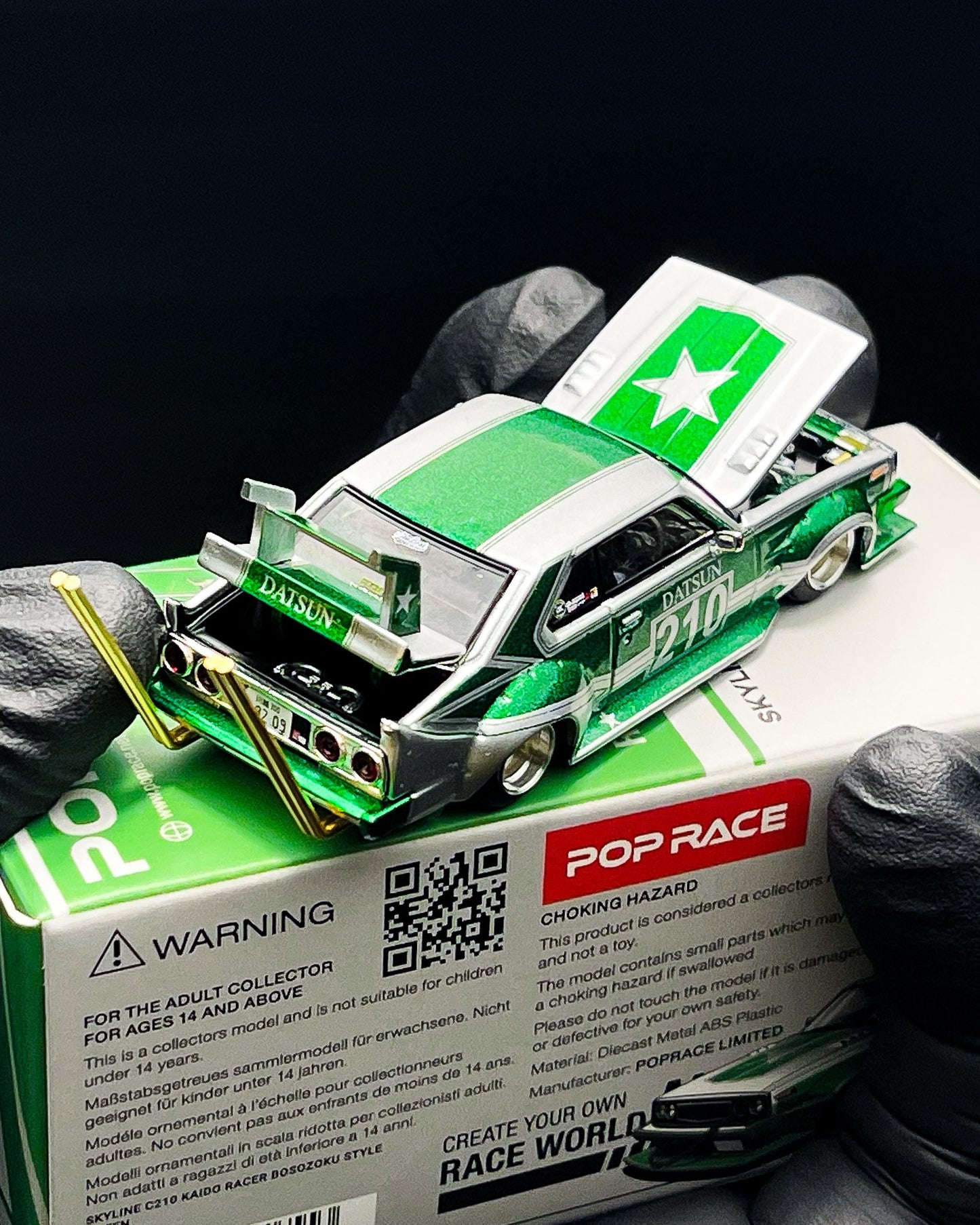Pop Race Skyline C210 Bosozoku Estilo Verde y Plata 1/64