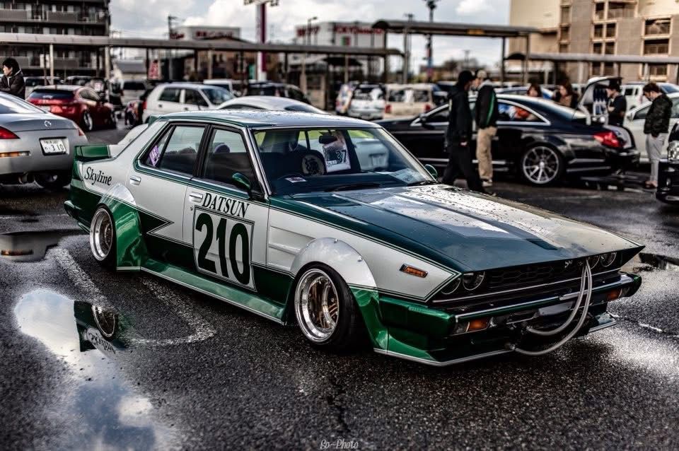 Pop Race Skyline C210 Bosozoku Estilo Verde y Plata 1/64