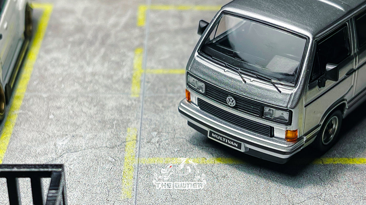 Master 1985 B32 Volkswagen T3 Multivan Silver 1:64