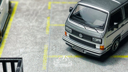 Master 1985 B32 Volkswagen T3 Multivan Silver 1:64