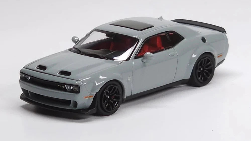 Stance Hunters 1:64 Dodge Challenger Mk3 SRT Hellcat