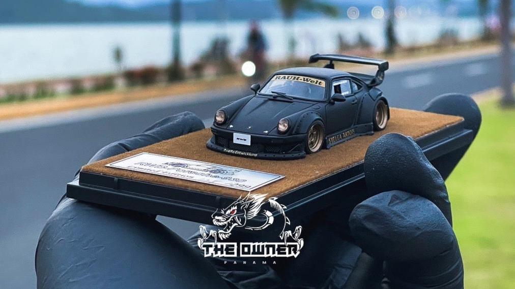 QIDIAN Porsche RWB 930 GT Wing in Matte Black Stella Resin Model 1:64